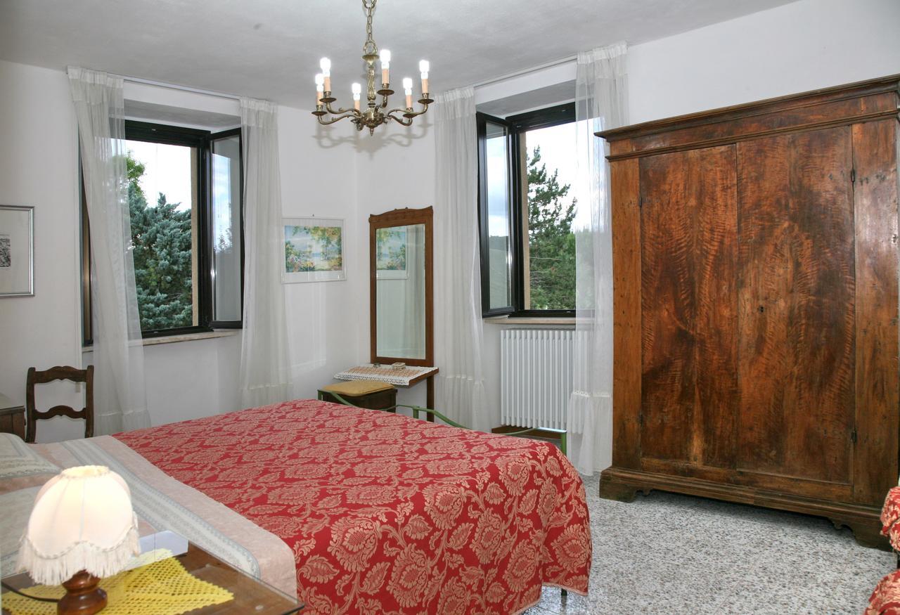 Agriturismo Villa Mozart Nel Verde Gubbio Extérieur photo