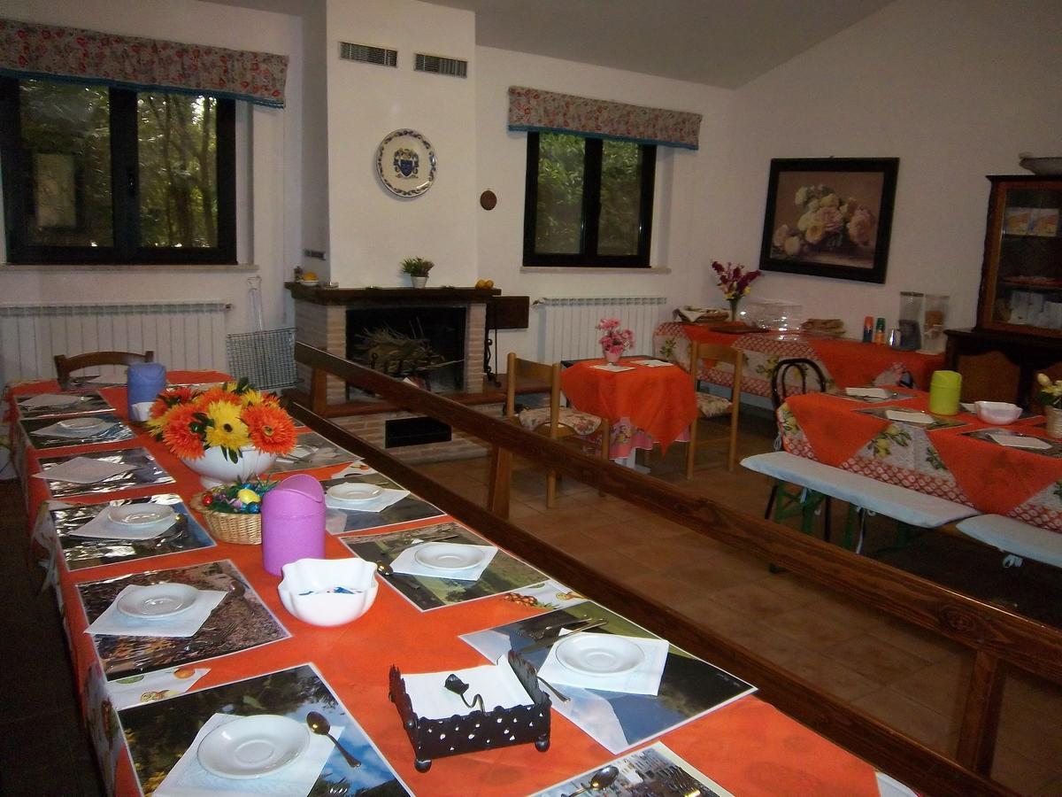 Agriturismo Villa Mozart Nel Verde Gubbio Extérieur photo