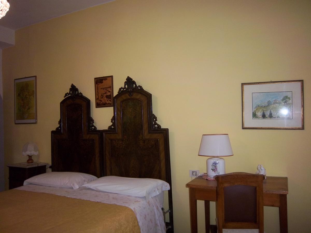 Agriturismo Villa Mozart Nel Verde Gubbio Extérieur photo